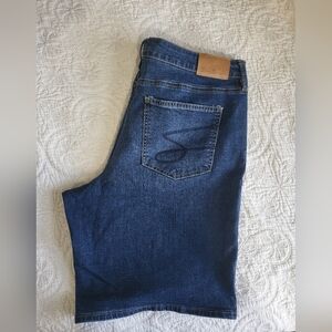 Seven7 Relaxed Bermuda Shorts,  Size 16